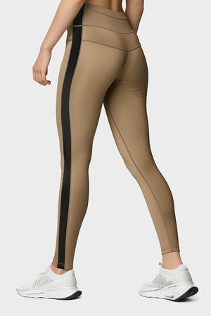 Airlift Elevate Waist Sculpt Legging